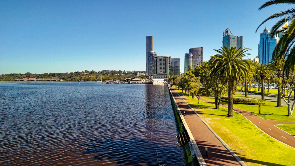 Perth 4 Days 3 Nights – Return Flights from Kuching Included