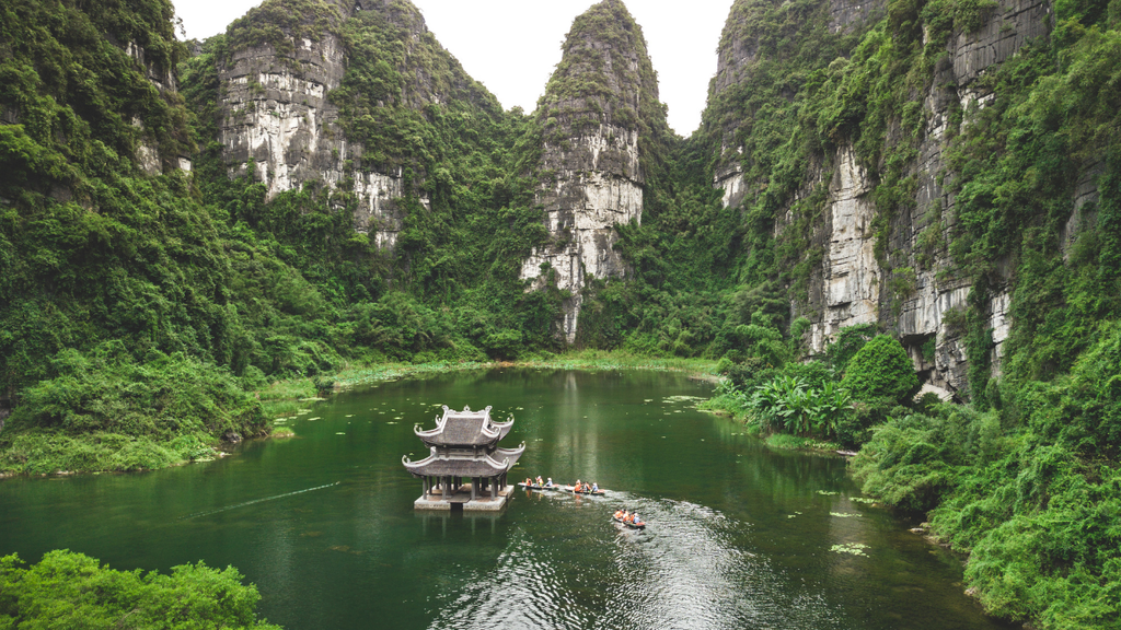 Hanoi, Halong Bay & Ninh Binh 5D4N