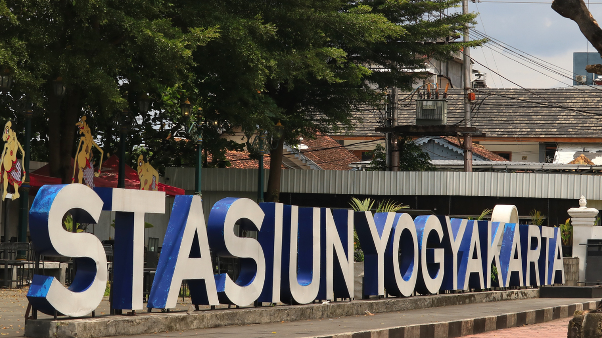 6D5N Jakarta & Yogyakarta Tour Package from Kuching | Discover Java's Cultural Heritage